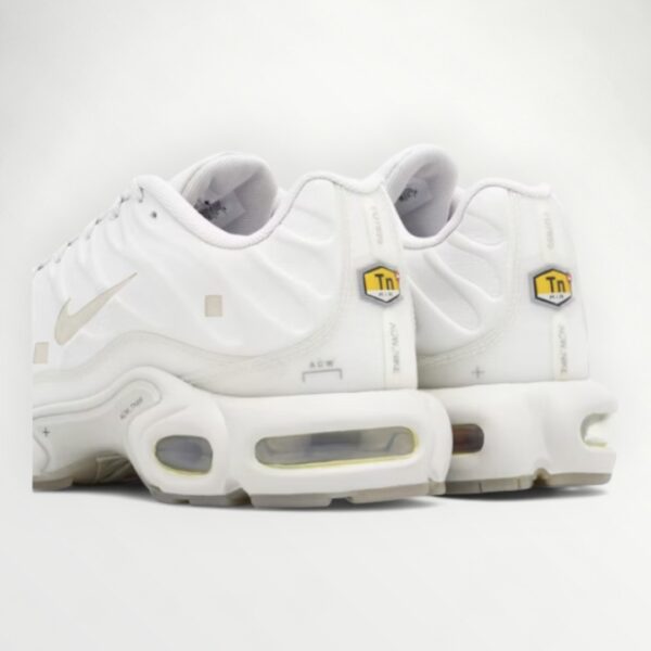 NIKE AIR MAX PLUS PREMIUM WHITE