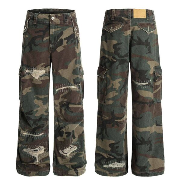 RIPPED CAMOUFLAGE JEANS