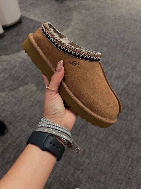 The UGG TASSMAN