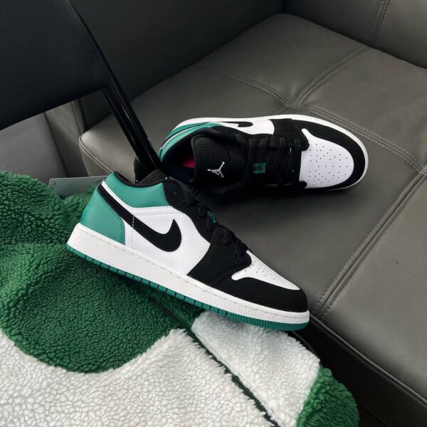 5843881122150943575 AIR JORDAN 1 LOW “MYSTIC GREEN