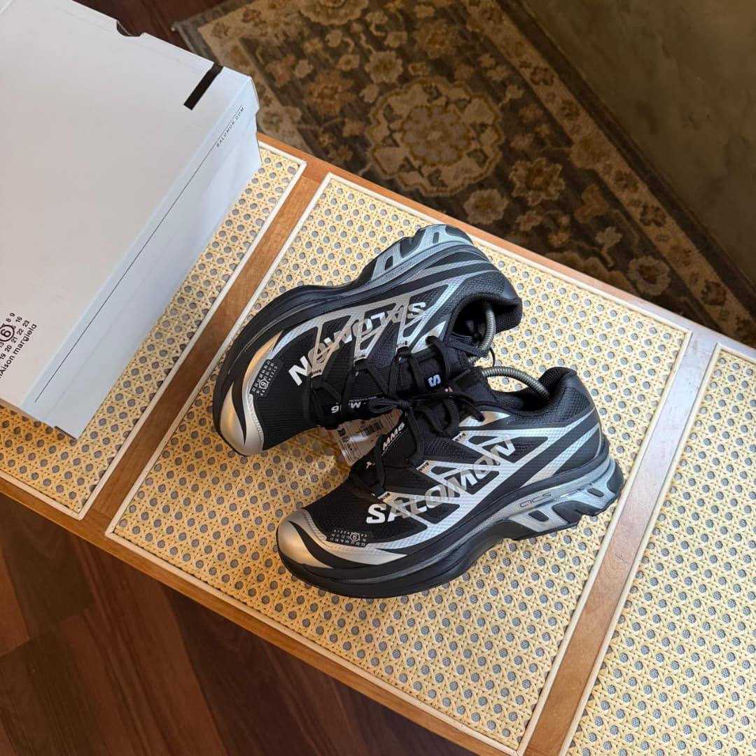 5935821627335576504 THE SALOMON XT-MM6 MAISON MARGIELA RECONSTRUCTED IN BLACK/SILVER/PHANTOM