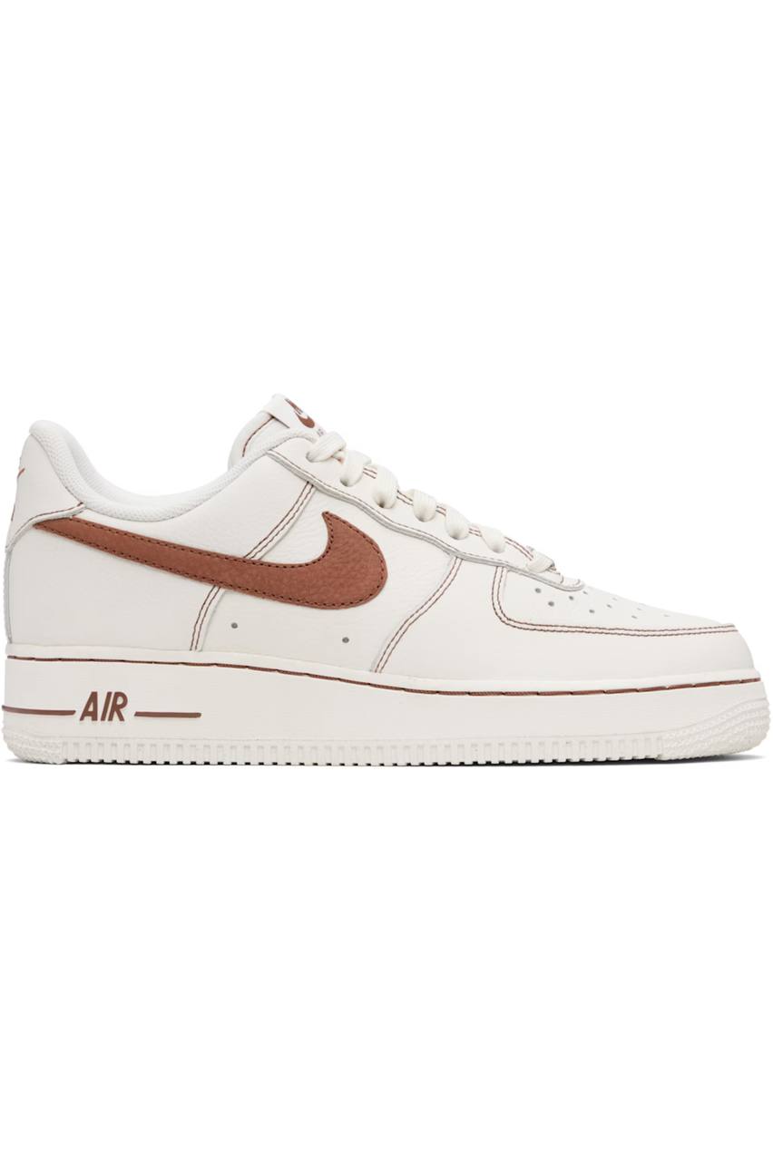 NIKE  WHITE AIRFORCE 1 07 LV8