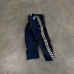 ADIDAS BAGGY JEANS