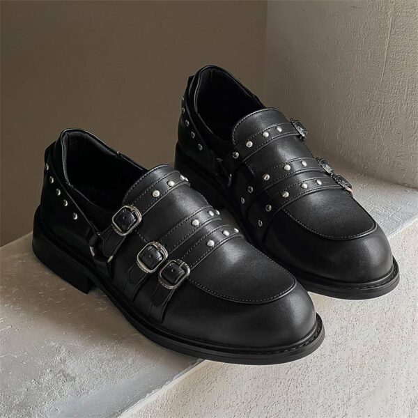 THE BLACK LEATHER  BUCKLED HEELED LOAFERS