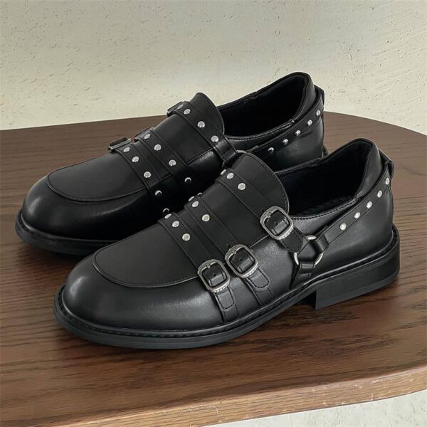 THE BLACK LEATHER  BUCKLED HEELED LOAFERS