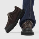 SUEDE HIKING BOOTS IN BROWN