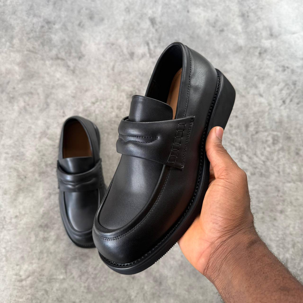 6046536577032326055 CLASSIC LOAFERS