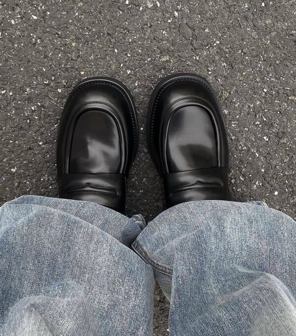 CLASSIC LOAFERS