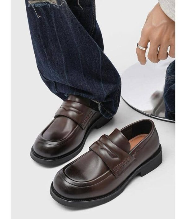 CLASSIC  LOAFERS
