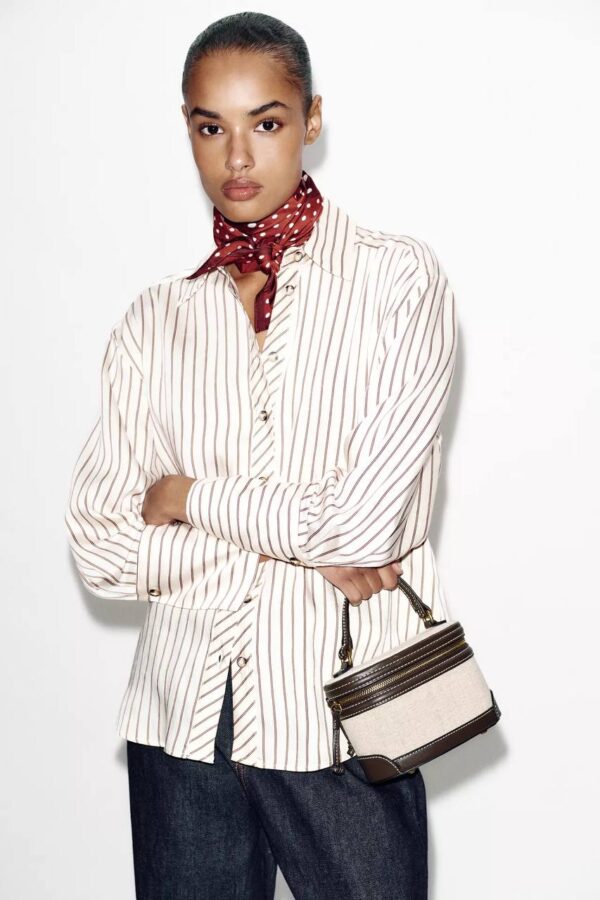 CONTRAST RIGID HANDBAG