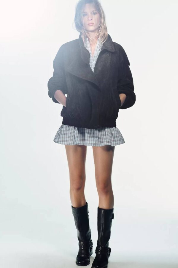 FEMALE LEATHER FLAT EMBROIDERED BOOTS