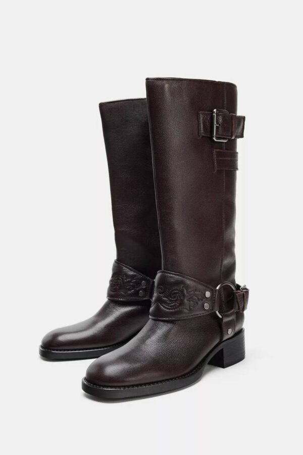 FEMALE LEATHER FLAT EMBROIDERED BOOTS