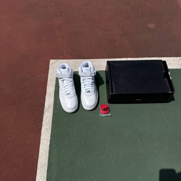 SUPREME AIRFORCE 1
