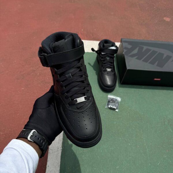 SUPREME AIRFORCE 1