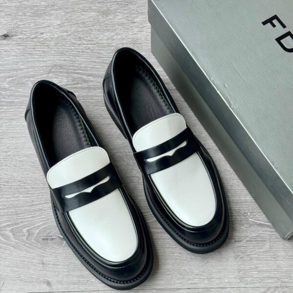 NEW LOAFERS 