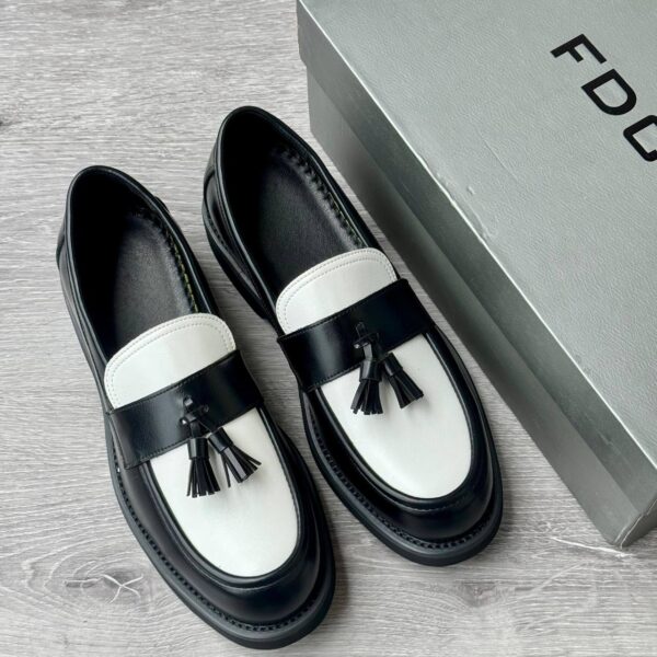 NEW LOAFERS 