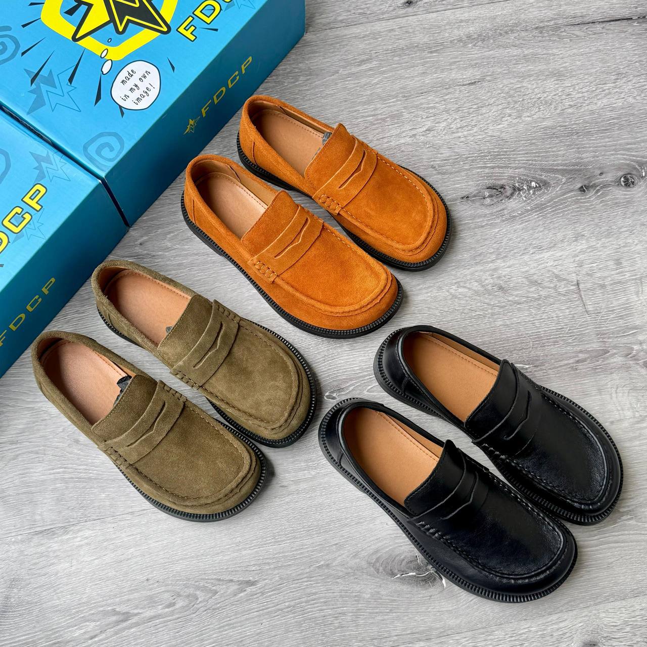 photo_6050863391510826620_y SPLIT CURVED TOE SUEDE LOAFER