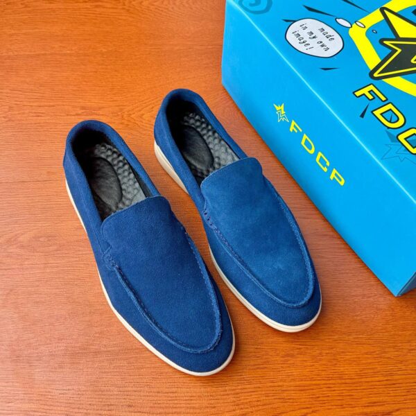 SUMMER WALK SUEDE LOAFERS